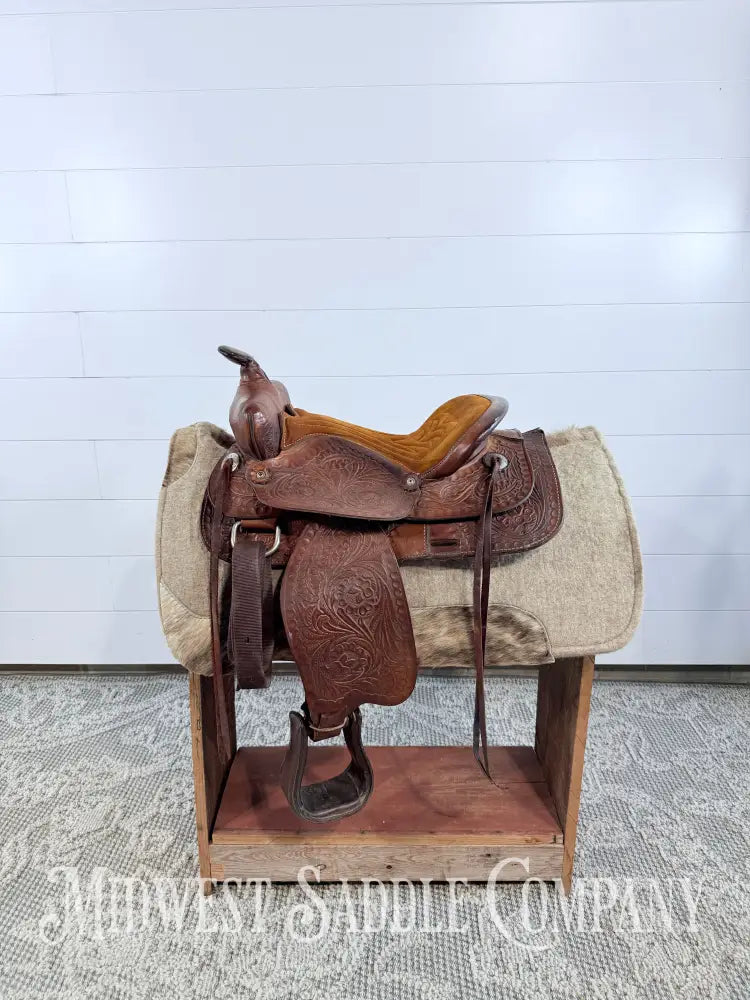 15” Classic Western Trail Saddle - 6” Gullet Western Saddle