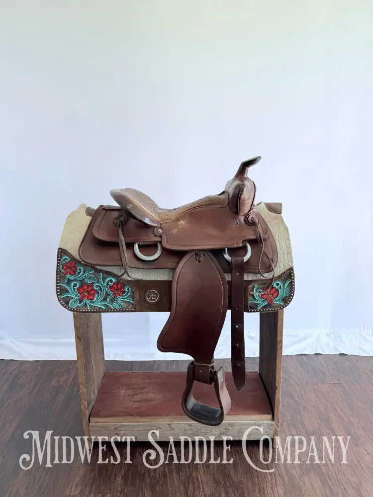 15” Royal Saddlery Western Leather Trail Saddle - Made in Minnesota Western Saddle