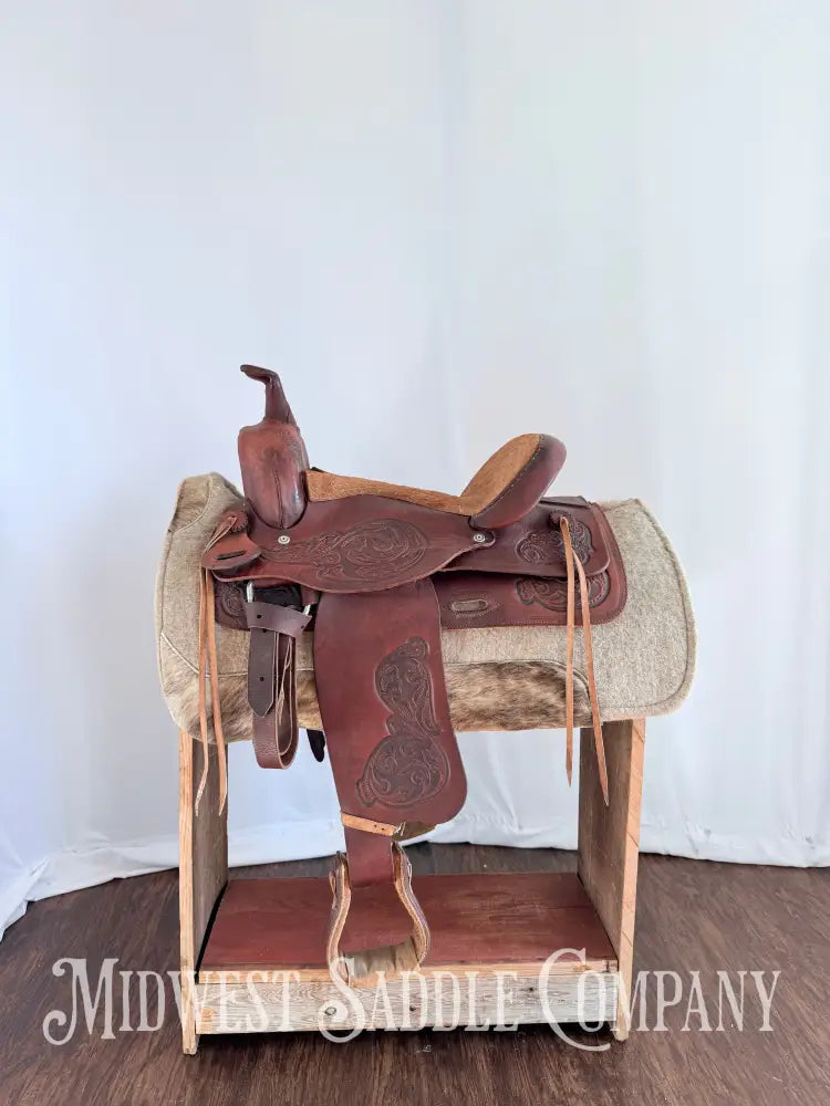 15” Western Barrel Saddle with Floral Leather Tooling Narrow Fit Western Saddle