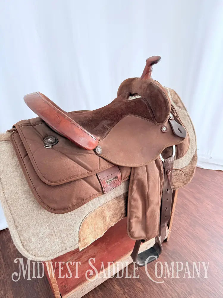 15.5” Circle Y Park & Trail Brown Synthetic Western Saddle