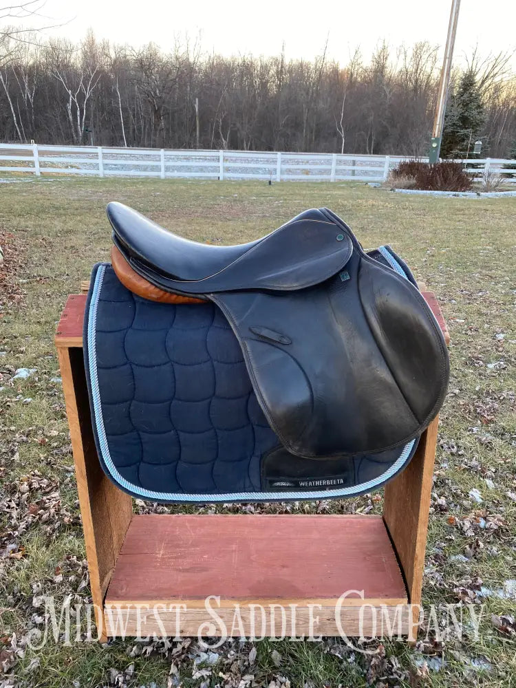 17.5ā Stubben Romanus English Dressage Saddle - Medium Wide Fit Made In Germany
