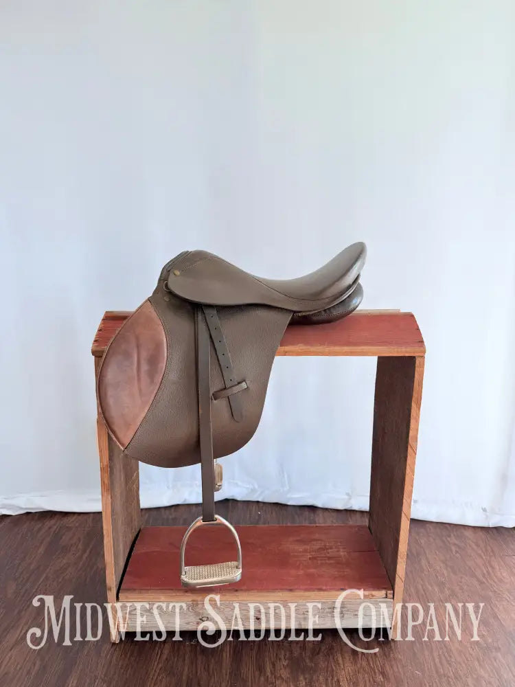 18” All Purpose English Saddle with Leathers & Irons Medium Wide Tree English Saddle
