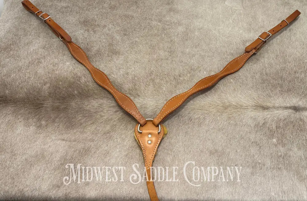 Light Oil Plain Scalloped Breast Collar Breast Collar