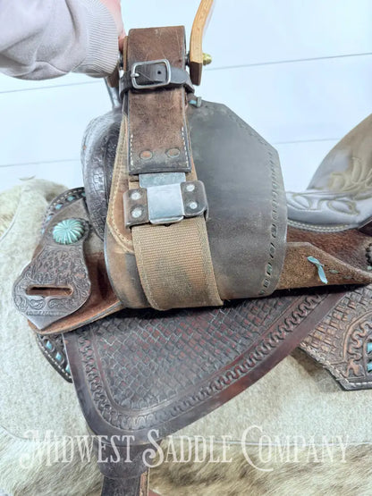 13.5” Double J Pozzi Pro Western Barrel Saddle 6.5” Gullet - Turquoise Buckstitch