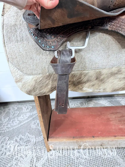 13.5” Double J Pozzi Pro Western Barrel Saddle 6.5” Gullet - Turquoise Buckstitch