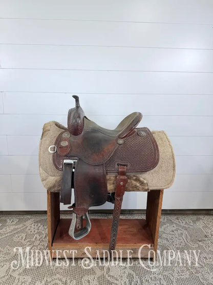 13.5” Martin Saddlery Crown C Barrel Saddle 8” Gullet - Western Saddle