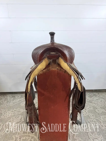 13.5” Martin Saddlery Crown C Barrel Saddle 8” Gullet - Western Saddle