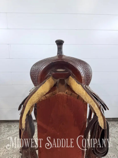 13.5” Martin Saddlery Crown C Barrel Saddle 8” Gullet - Western Saddle