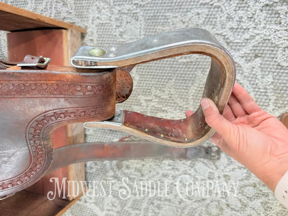 13.5” Martin Saddlery Crown C Barrel Saddle Elephant Leather Seat 7” Gullet