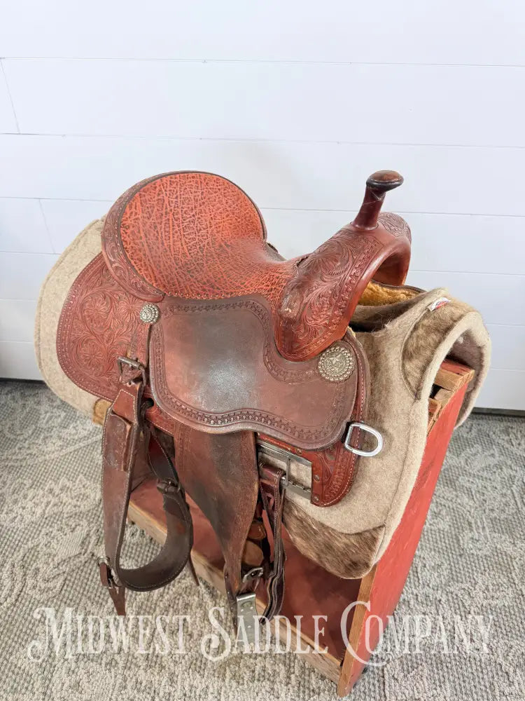 13.5” Martin Saddlery Crown C Barrel Saddle Elephant Leather Seat 7” Gullet