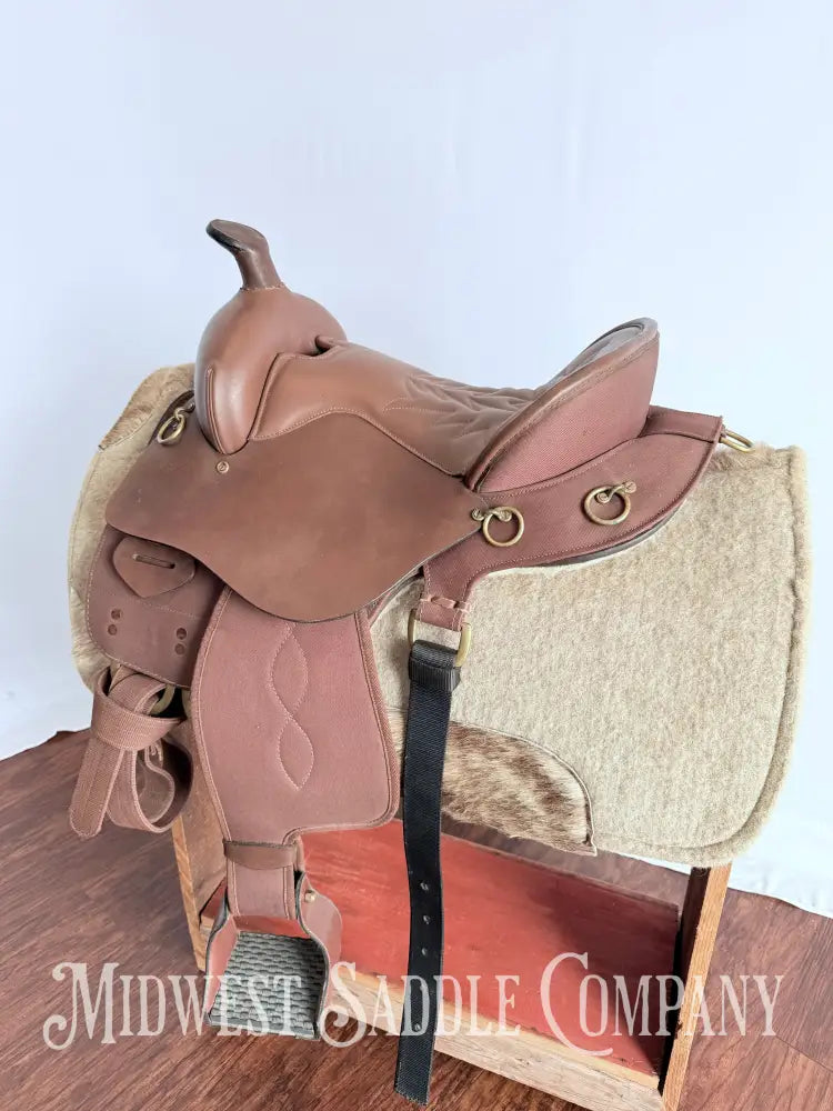 14.5” King Series Trekker Neutron Western Synthetic Endurance Saddle with Horn Brown Endurance Saddle