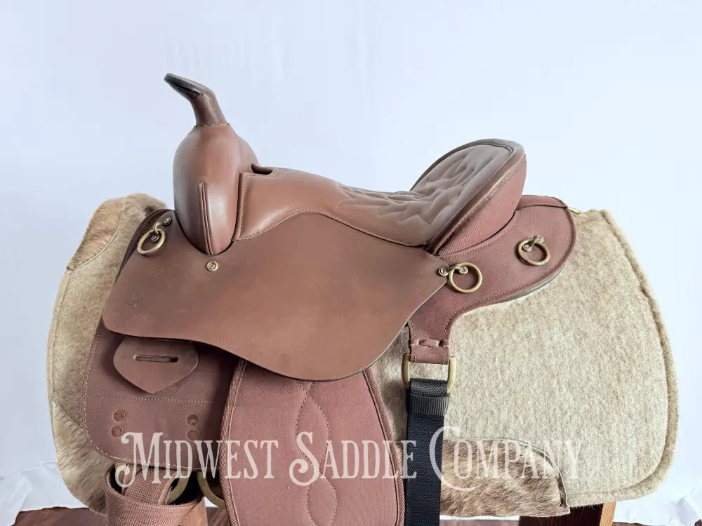 14.5” King Series Trekker Neutron Western Synthetic Endurance Saddle with Horn Brown Endurance Saddle