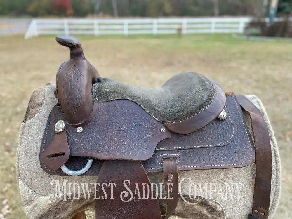 14.5” Oak Leaf Western Saddle