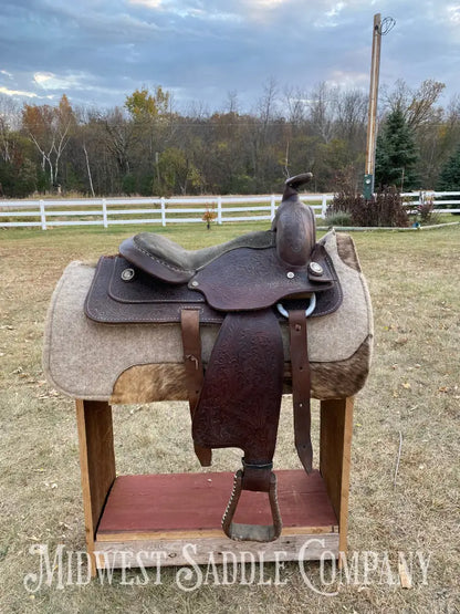 14.5” Oak Leaf Western Saddle