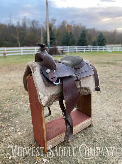 14.5” Oak Leaf Western Saddle