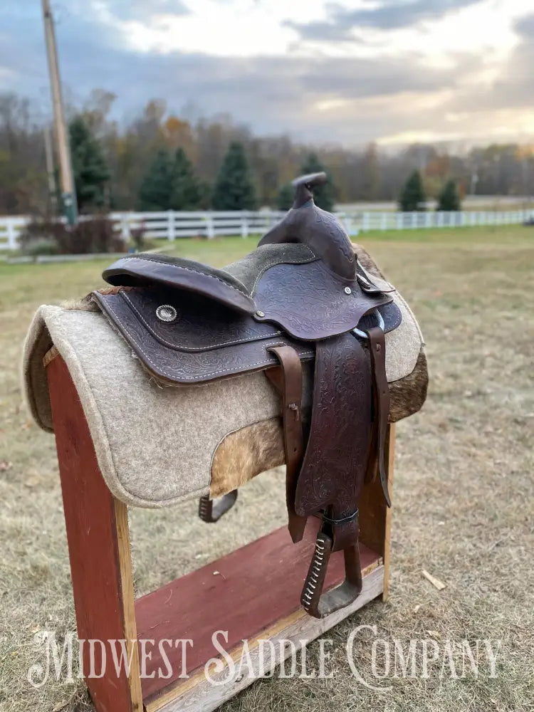 14.5” Oak Leaf Western Saddle