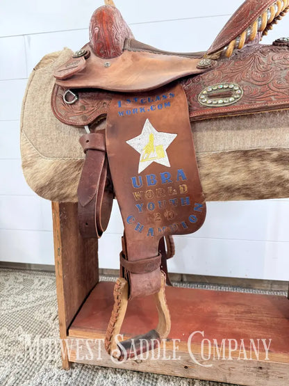 14” Alamo Saddlery Western Trophy Barrel Saddle 6” Gullet - Western Saddle