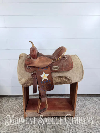 14” Alamo Saddlery Western Trophy Barrel Saddle 6” Gullet - Western Saddle