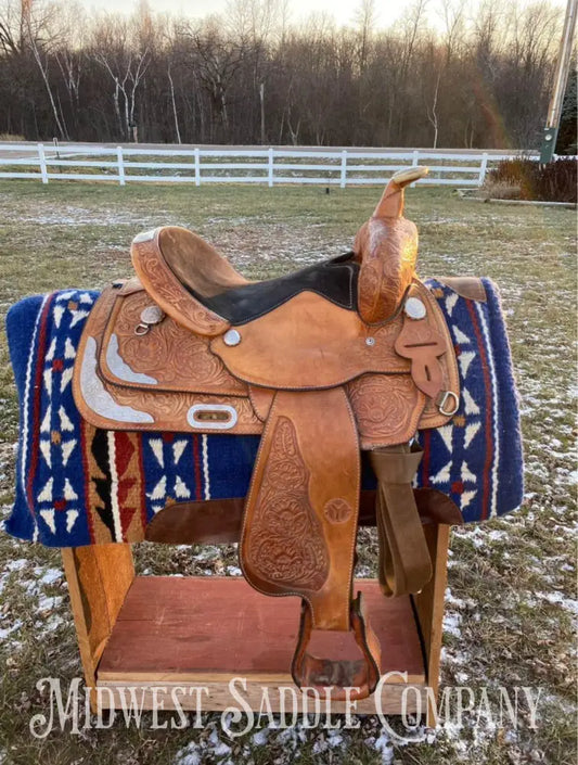 14’ Circle Y Western Silver Show Saddle W/ Leather Tooling - Pleasure Equitation