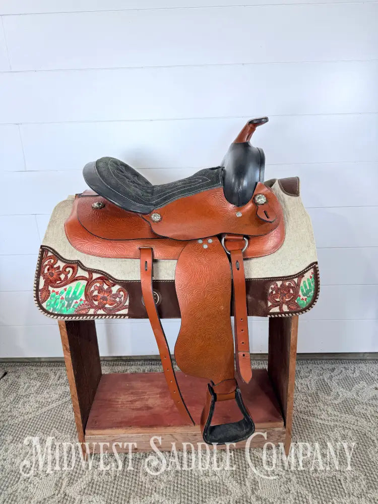14” Western Leather Trail Saddle Lightweight 6” Gullet - Western Saddle