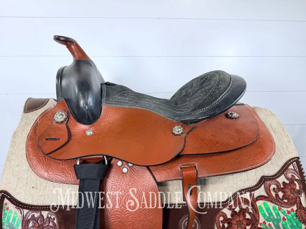 14” Western Leather Trail Saddle Lightweight 6” Gullet - Western Saddle