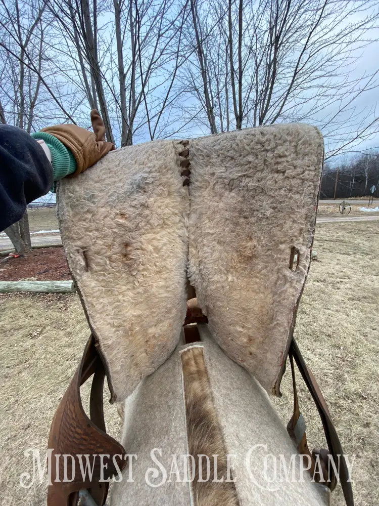 14” Western Roping Saddle - 6” Gullet Sqhb