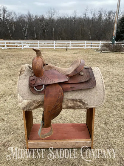 14” Western Roping Saddle - 6” Gullet Sqhb