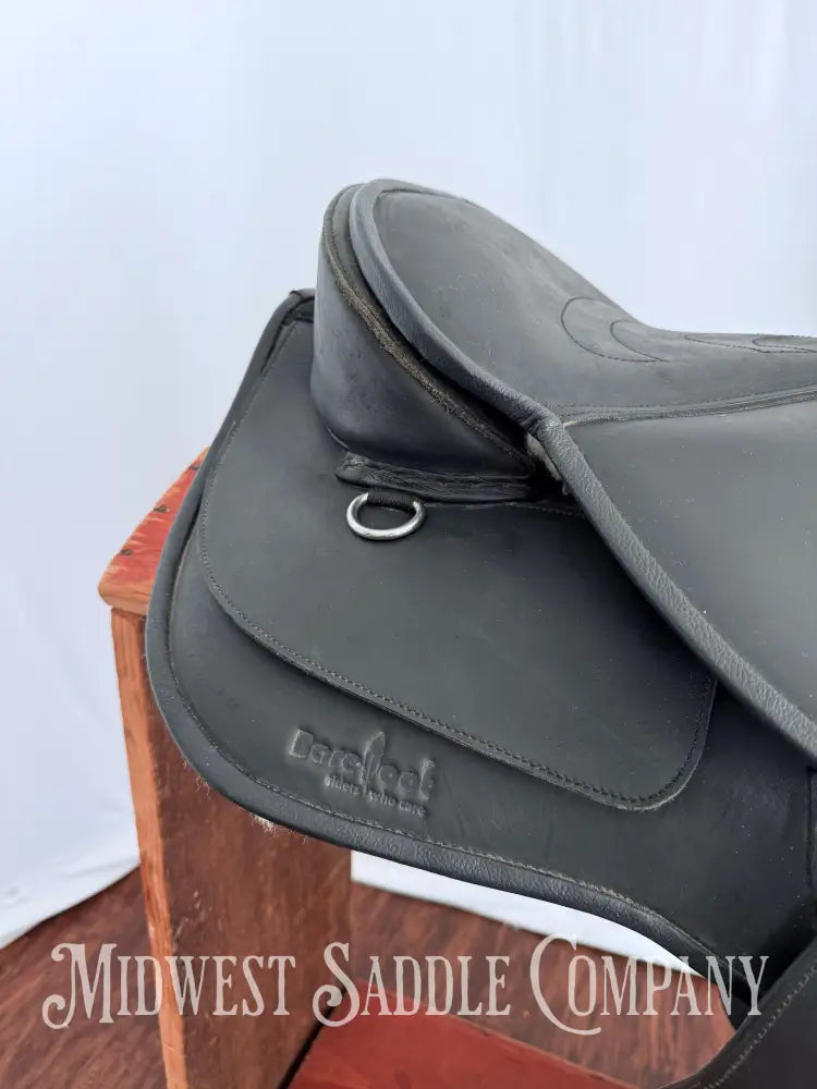 15-16” Barefoot Arizona Treeless Western Saddle with Additional Sheepskin Seat Size 2 Western Saddle