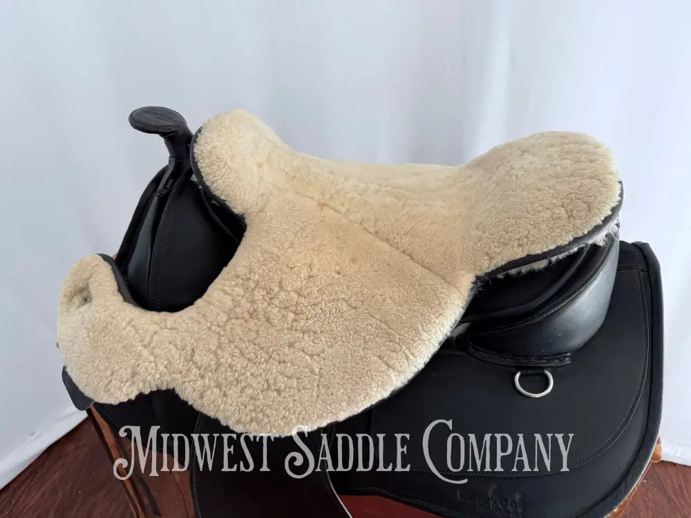 15-16” Barefoot Arizona Treeless Western Saddle with Additional Sheepskin Seat Size 2 Western Saddle