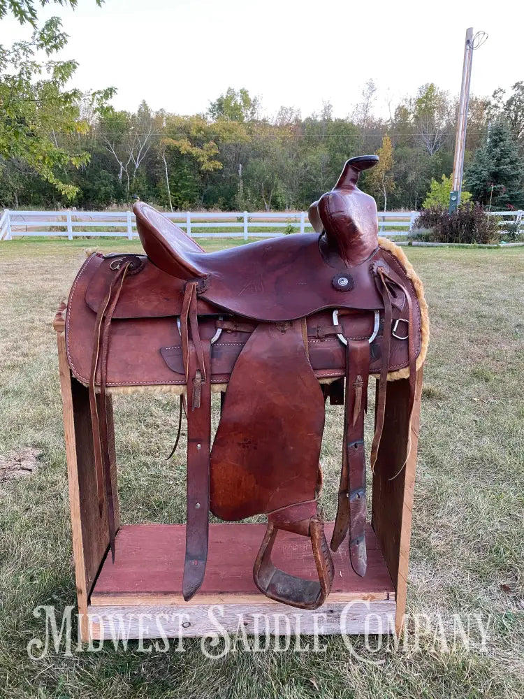 15” Bear Trap Western Saddle