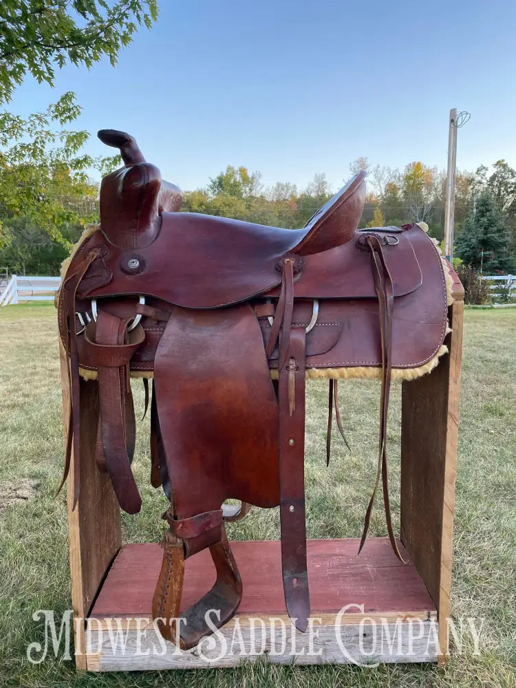 15” Bear Trap Western Saddle