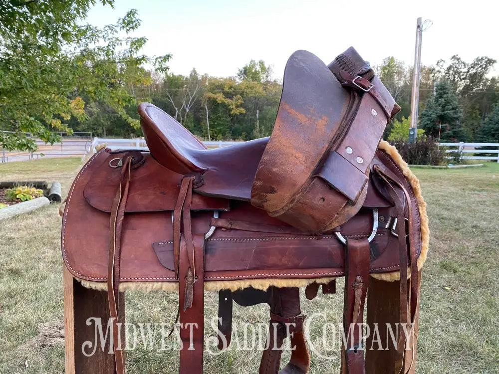 15” Bear Trap Western Saddle