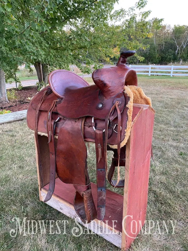 15” Bear Trap Western Saddle