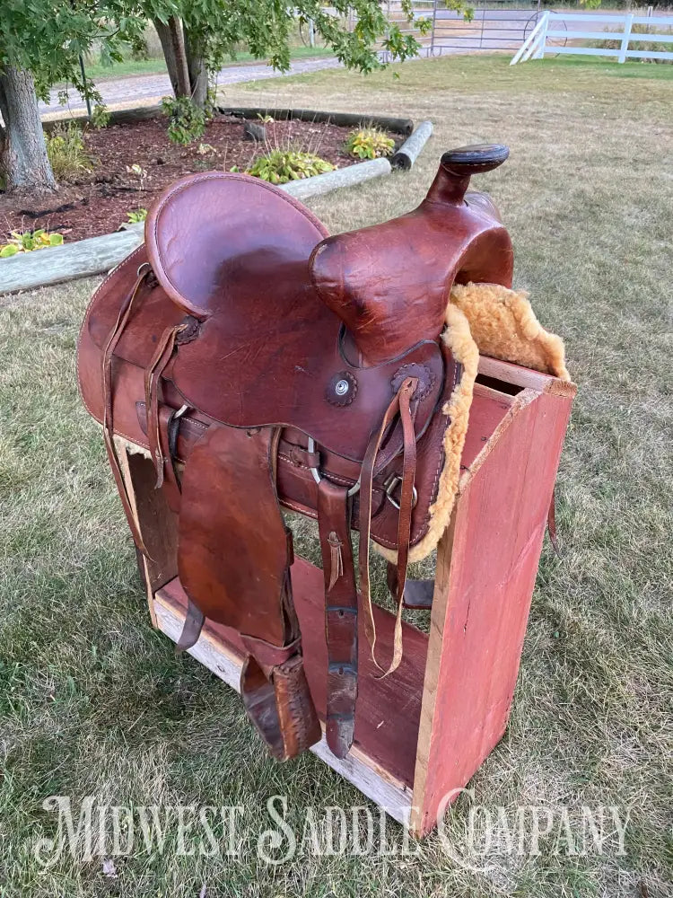 15” Bear Trap Western Saddle