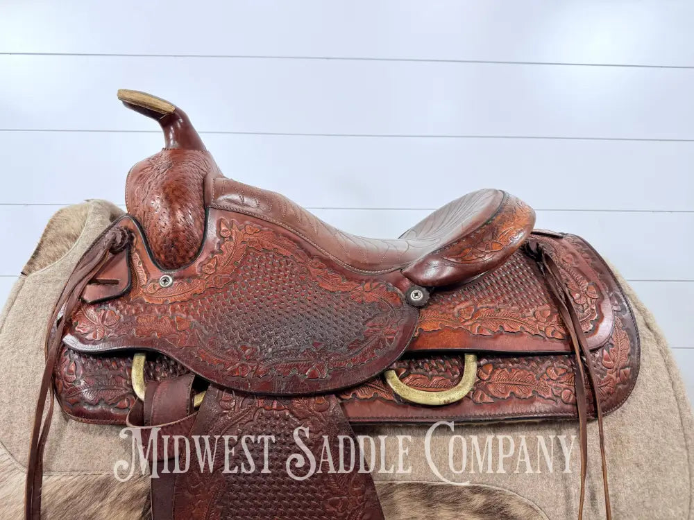 15.5” Tex Tan Hereford Brand Western Saddle Acorn & Oak Leaf Tooling Swivel Stirrups - 6” Gullet