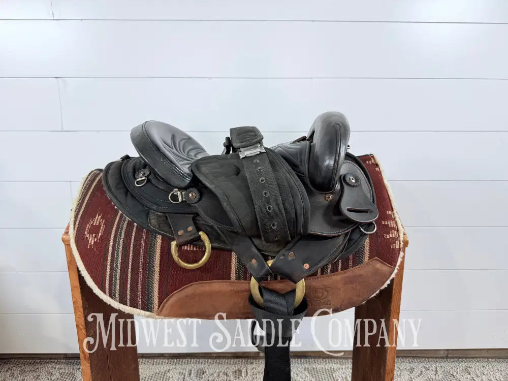 15” Big Horn Western Endurance Cordura Saddle No. 119 Center Fire SQHB 6” Gullet - Endurance Saddle