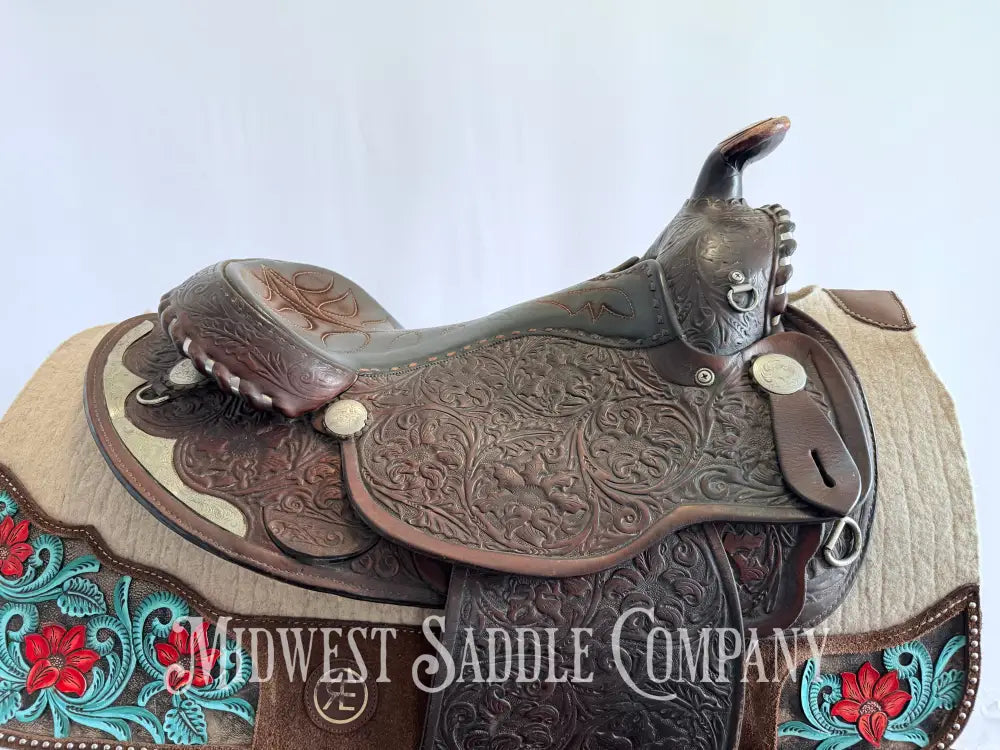 15” Circle Y Arabian Western Show Saddle with Round Skirt