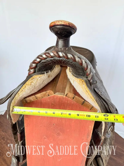 15” Circle Y Arabian Western Show Saddle with Round Skirt