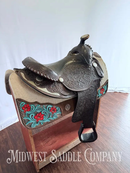 15” Circle Y Arabian Western Show Saddle with Round Skirt