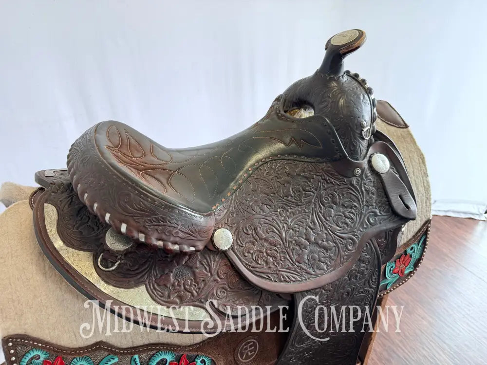 15” Circle Y Arabian Western Show Saddle with Round Skirt