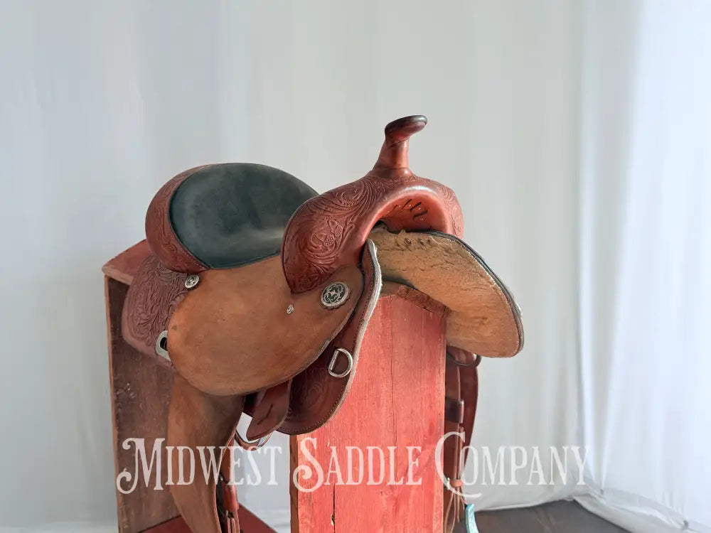15” Circle Y Special Producer Western Barrel Saddle Rough Out Leather Regular Tree Western Saddle