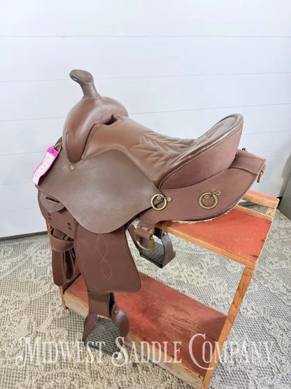 15” King Series Trekker Neutron Western Synthetic Endurance Saddle with Horn Brown - Endurance Saddle