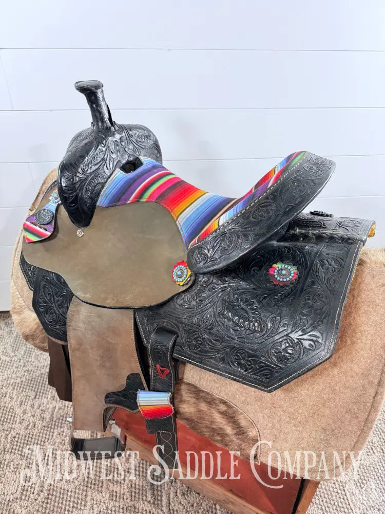 15” Silver Royal Serape Print Black Leather Barrel Saddle Western Saddle