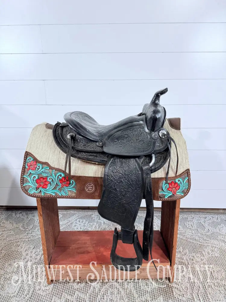 15” Simco Black Western Saddle Round Skirt - Western Saddle