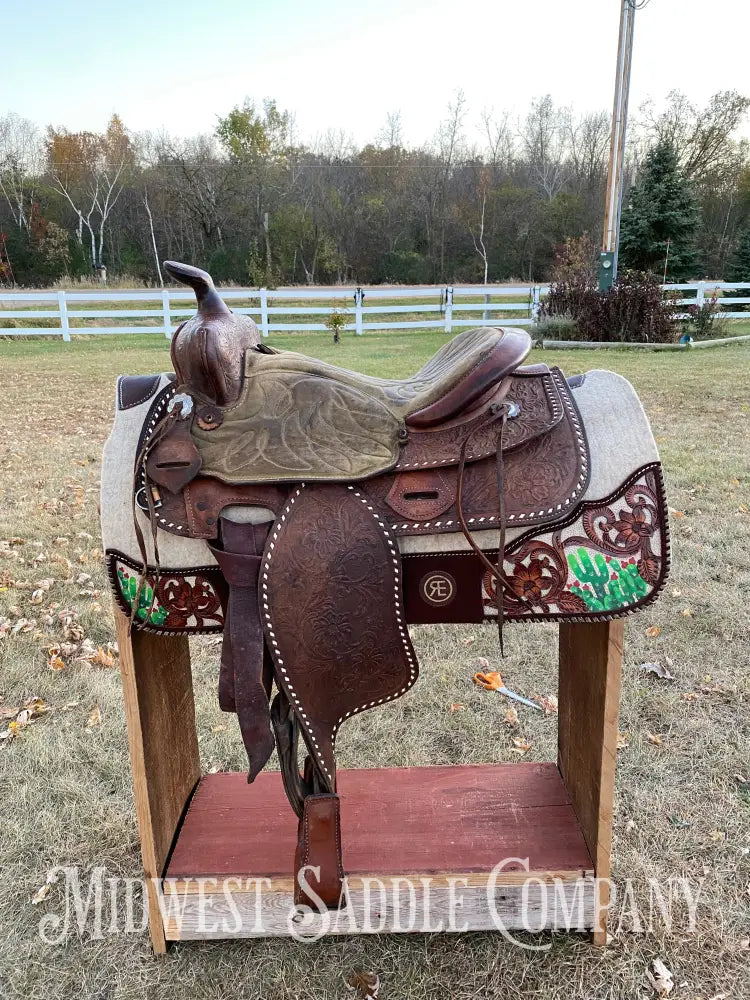 15” Simco Buckstitch Trail Saddle - Suede Seat & Jockeys