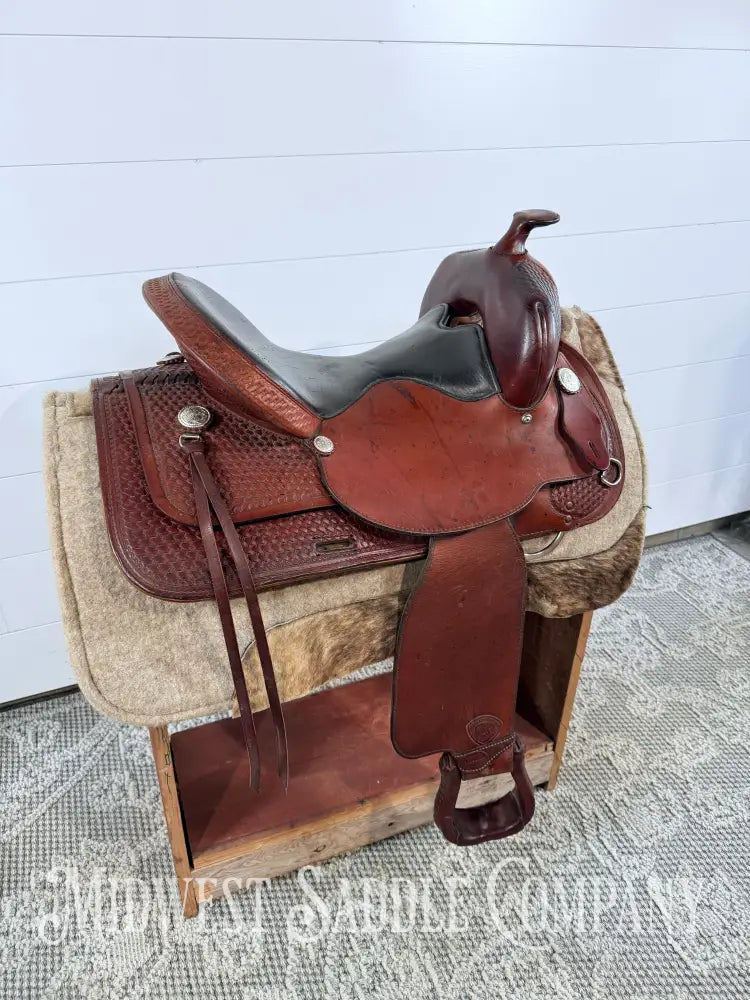 15” Tex Tan Flex Tree Western Trail Saddle 6” Gullet - Western Saddle