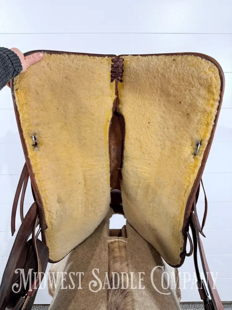 15” Tex Tan Flex Tree Western Trail Saddle 6” Gullet - Western Saddle