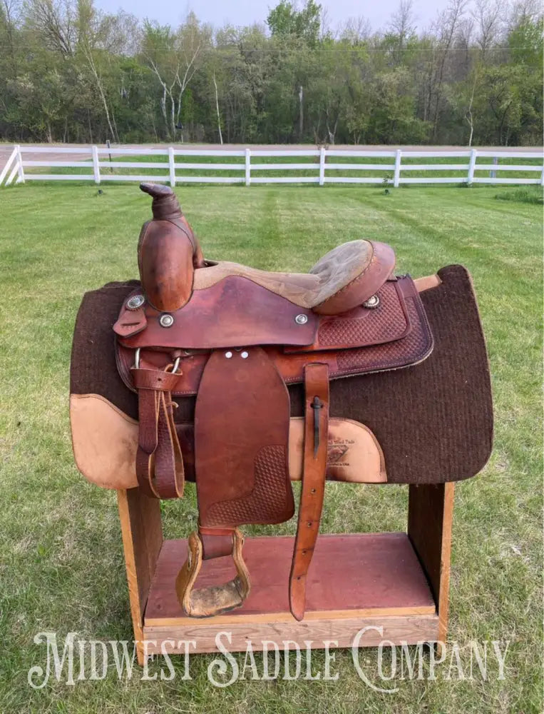 15’ Triangle T Brand Western Roping Saddle