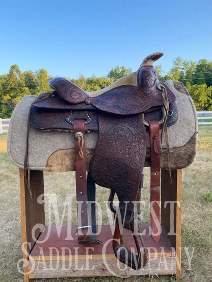 15’ Vintage Circle Y Western Roping Saddle - Fully Tooled!
