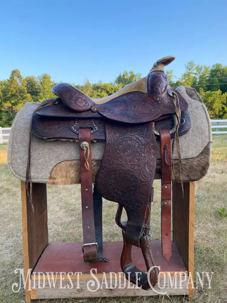 15’ Vintage Circle Y Western Roping Saddle - Fully Tooled!